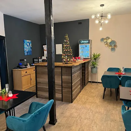 Aneton Garni Hotel-3
